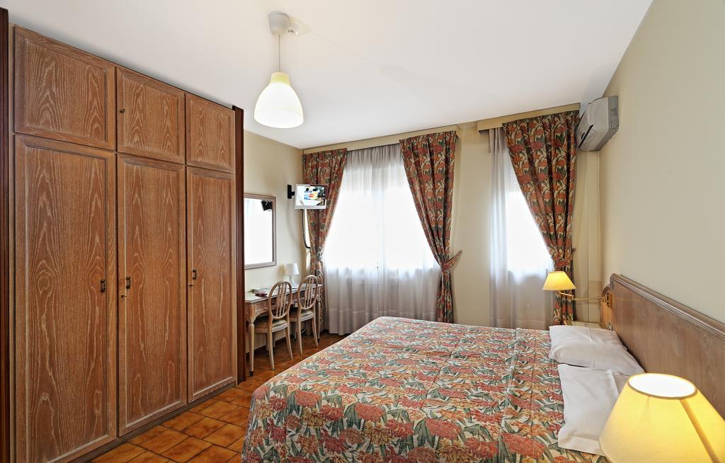 Hotel Residence Sogno Novara Exterior foto