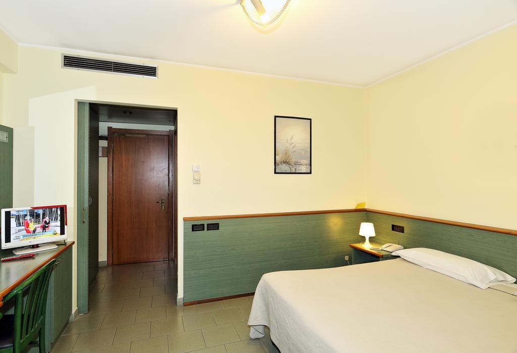 Hotel Residence Sogno Novara Exterior foto